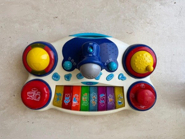 Producto - JUGUETE TABLERO CON SONIDOS A PILA #9797