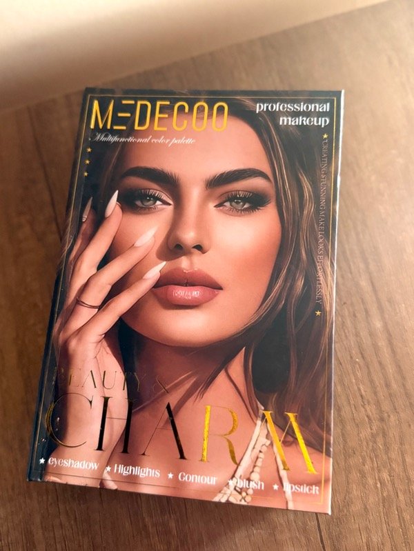 Producto - Libro de maquillaje