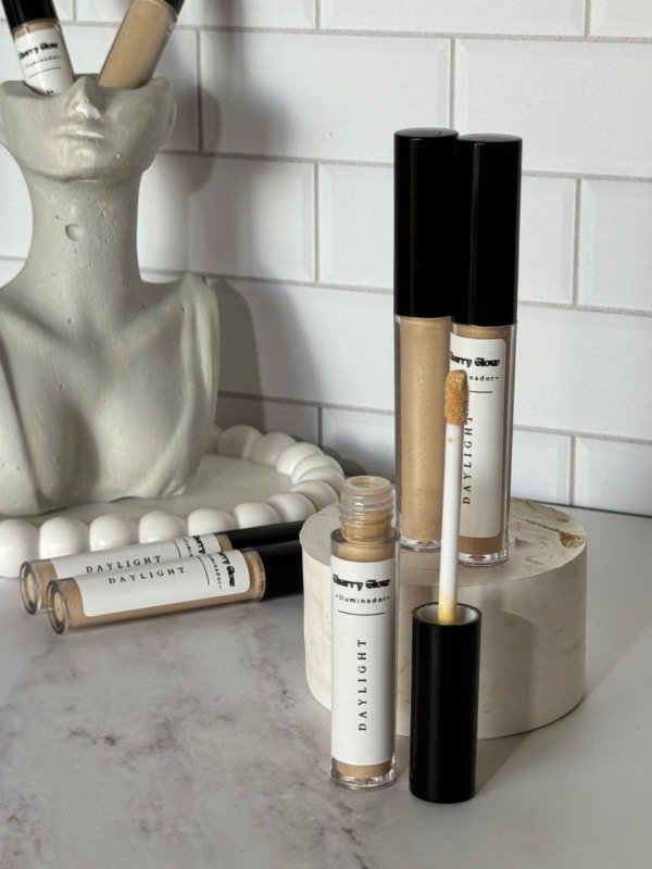 Producto - Iluminador líquido - "Daylight"