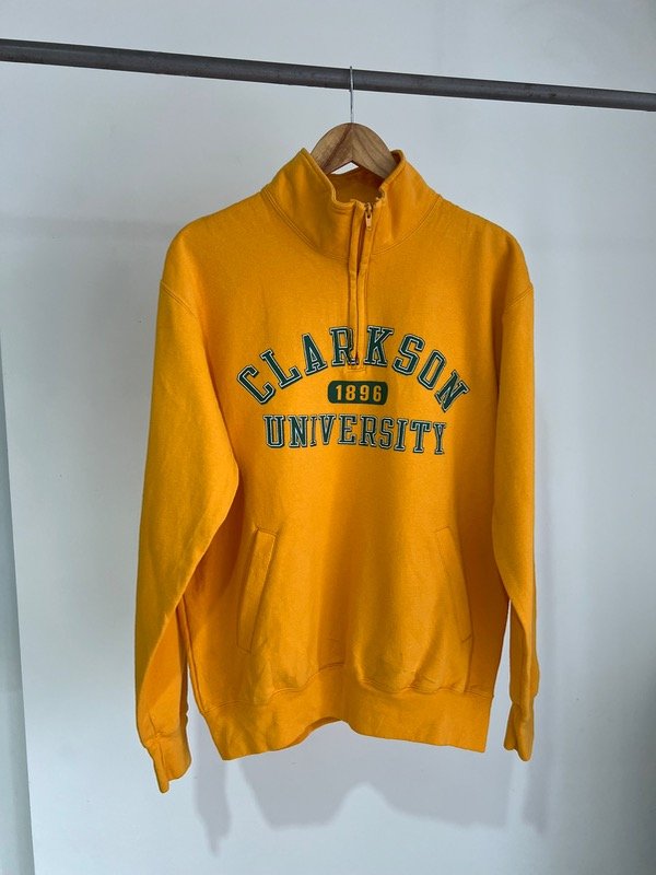 Producto - Buzo Clarkson University