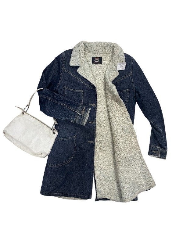 Producto - tapado de jean con corderito