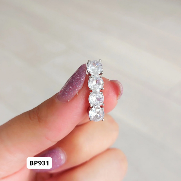 Producto - Piercing cuatro cubics redondos