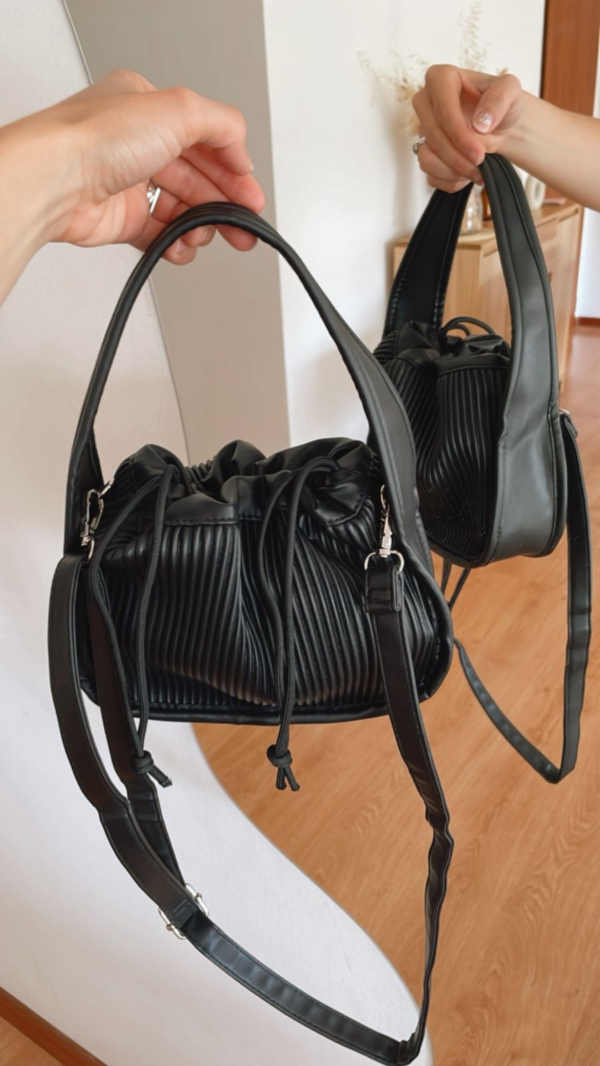 Producto - Cartera eco cuero plisada