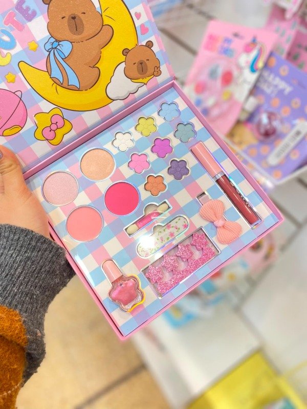 Producto - PALETA DE CAPYBARA CUTE - BALI - 1