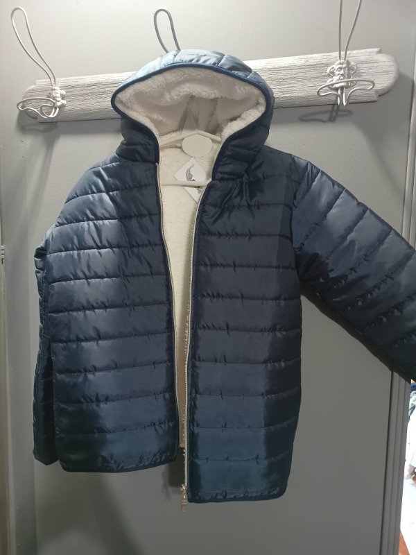 Producto - Campera Lisa c/Corderito