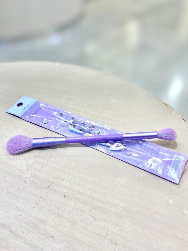 Producto - Brocha Duo esfumar/iluminador Stay Fix SF04