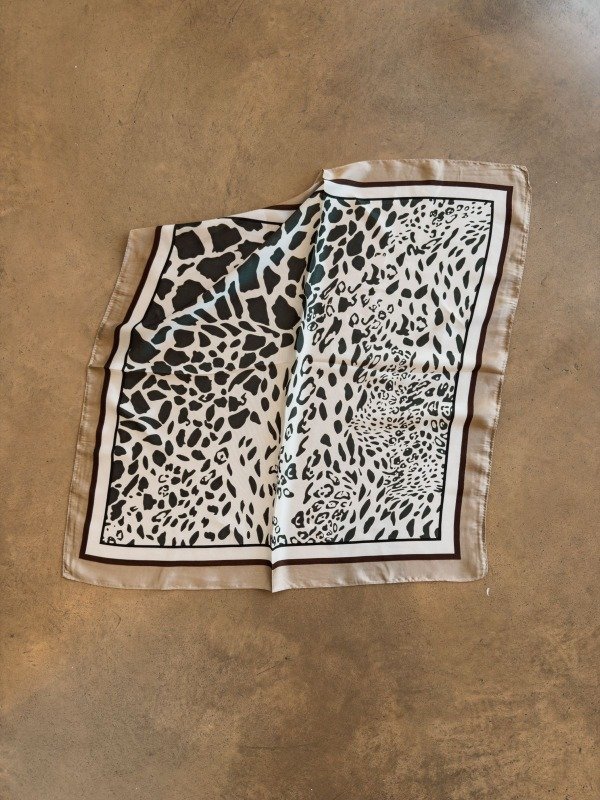 Producto - PAÑUELO NÁPOLES - M