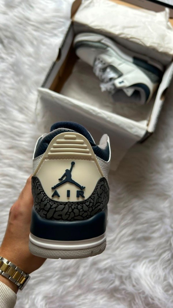 Producto - JORDAN RETRO 3 MIDNIGHT NAVY - 2