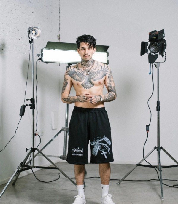 Producto - BERMUDA CROSS NEGRO / UNISEX