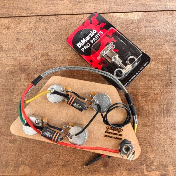 Producto - Circuito Tipo GB Premium Vástago Mediano 8 mm + LLave Recta Corta Dimarzio 1102