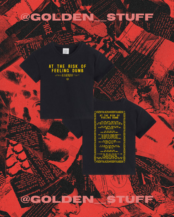 Producto - BABY TEE CON LETRA EN AMARILLO - TWENTY ONE PILOTS