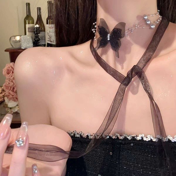 Producto - Collar de mariposa negra - 0