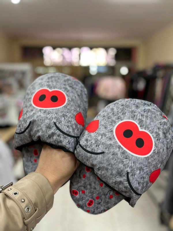 Producto - Pantuflón chanchito - COD 3311