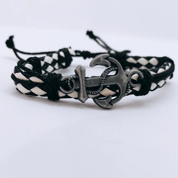 Producto - Pulseras de cuero con dije 01