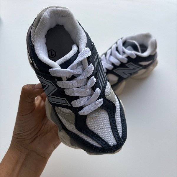 Producto - NB 9060 Azul y blanco 27 29 y 31 - 3