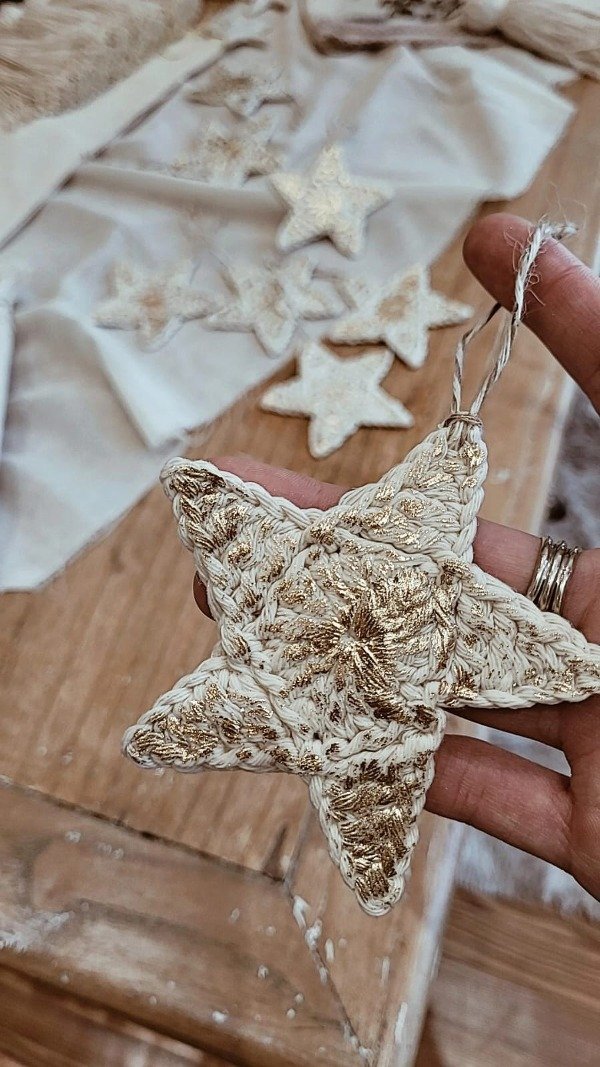 Producto - Adornito - estrella dorada