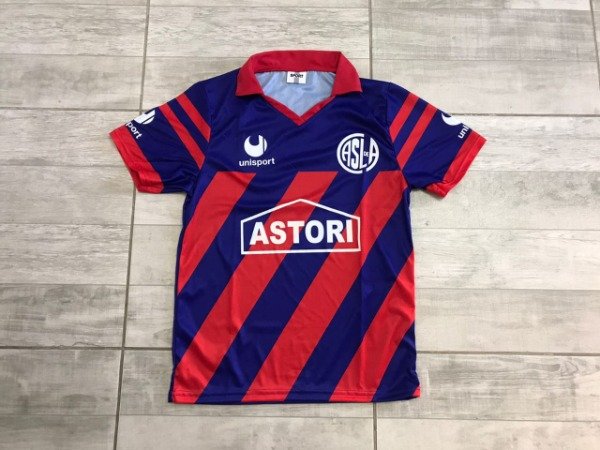 Producto - Camiseta UNISPORT AZUL Y ROJA