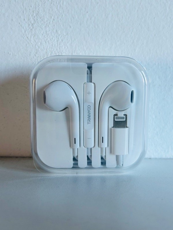 Producto - Auriculares manos libres ficha Lightning (iPhone)