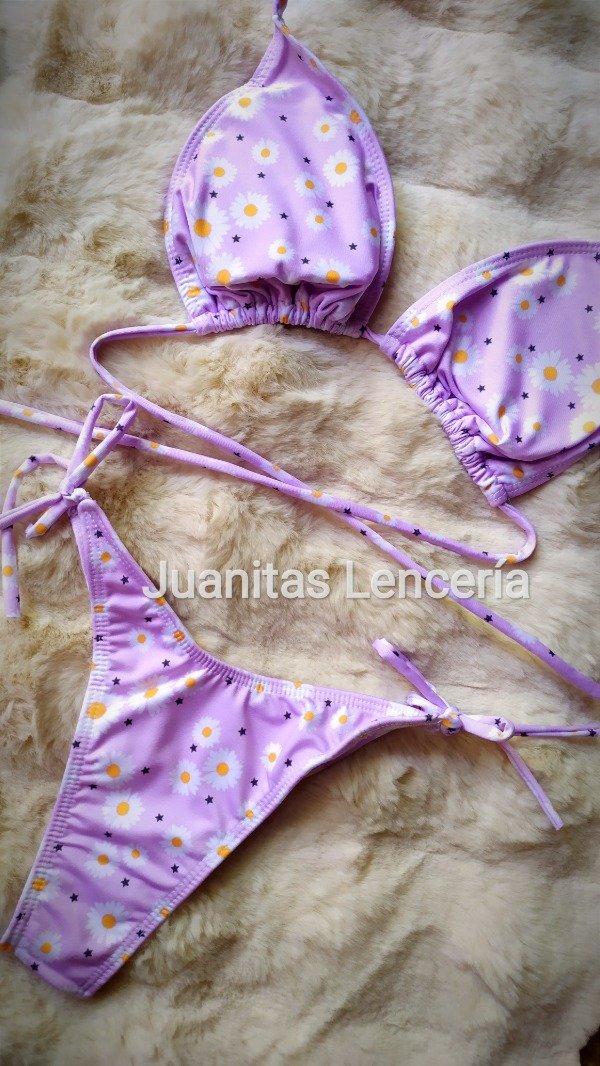Producto - Bikini lila con margaritas talle 85/90/95/100
