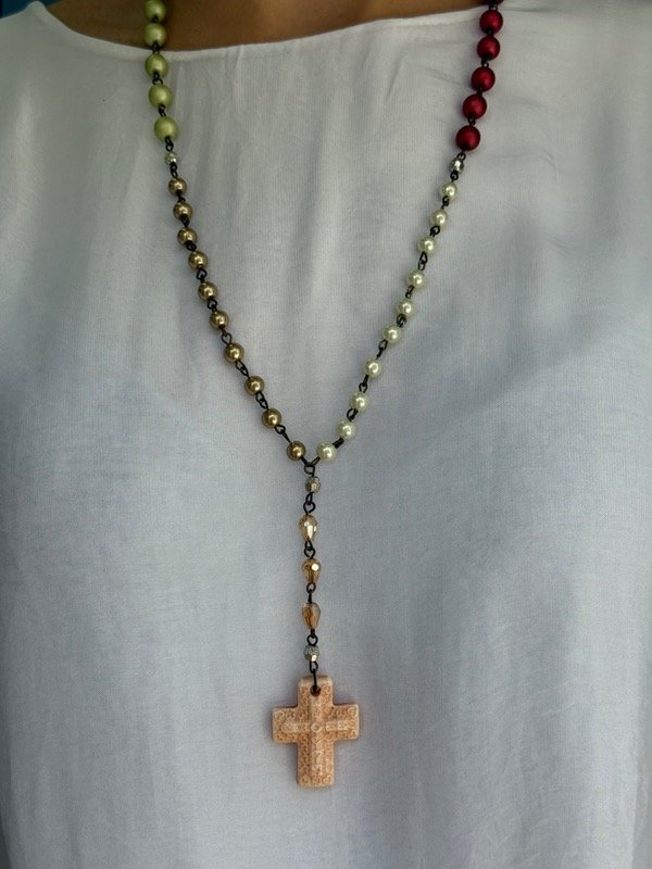 Producto - Rosario color crema