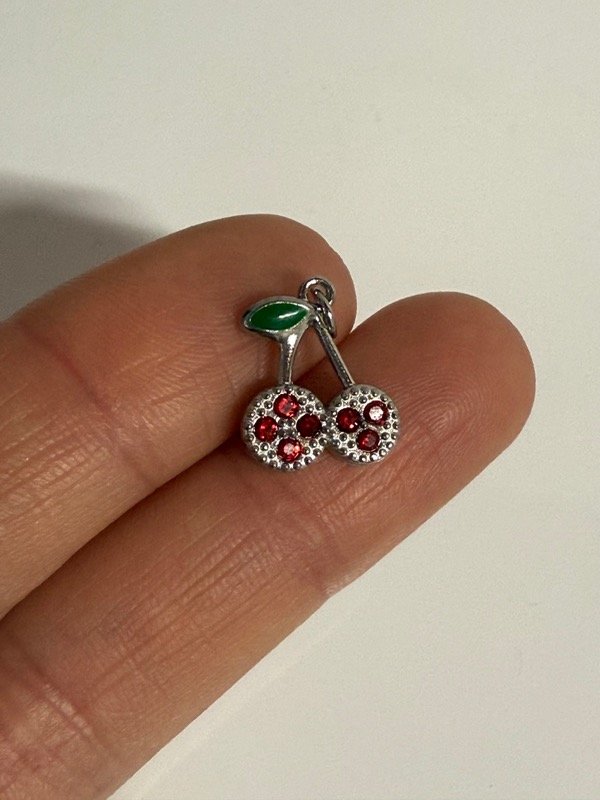 Producto - D537 Dije cherry 1 cm ( con argollita para armar )
