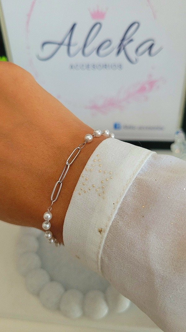 Producto - Pulsera perlas y cadena clip de acero quirúrgico