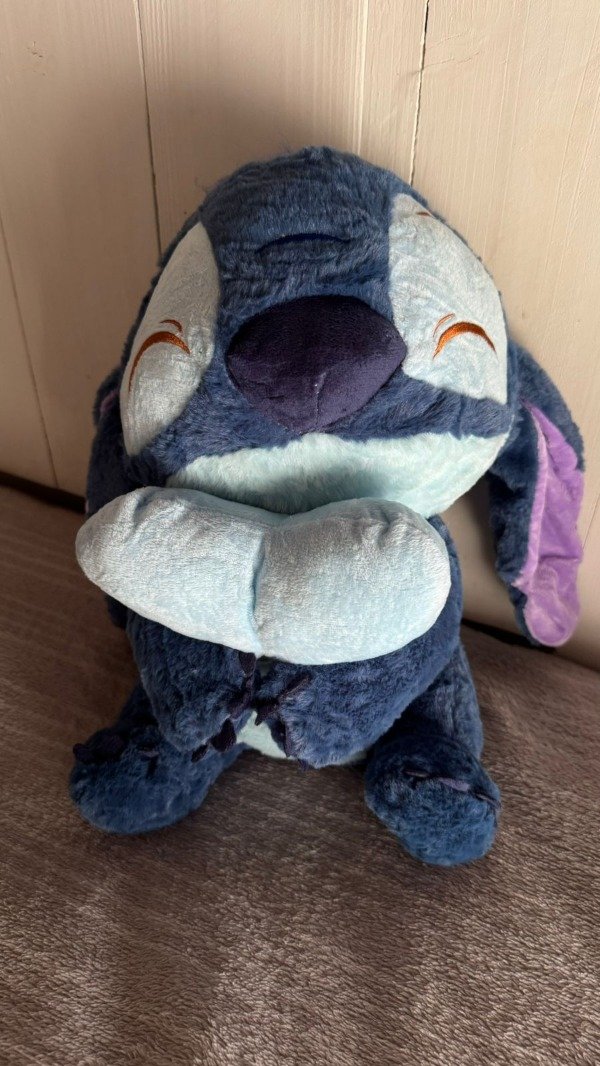 Producto - Peluche Stitch corazón