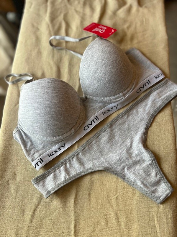 Producto - Conjunto Avril Kaury AK08