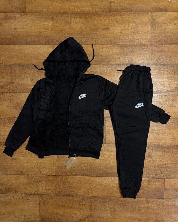 Producto - CONJUNTO NIKE UNISEX