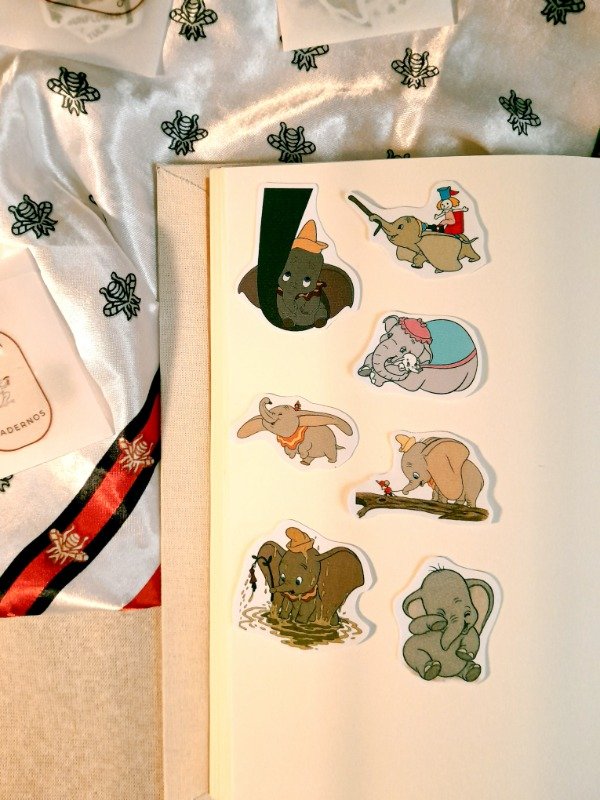 Producto - Stickers - "Dumbo"