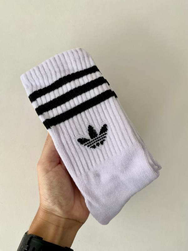 Producto - Adidas Retro Blancas con Negro
