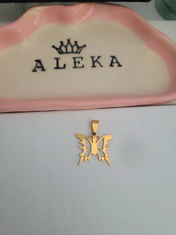 Producto - Dije mariposa de acero dorado - 1