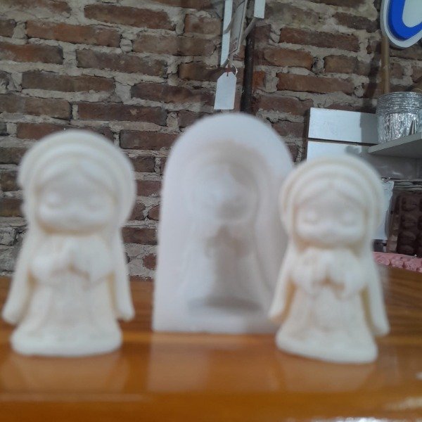 Producto - Molde virgen niña ( 1 por persona ) Industria nacional - 10
