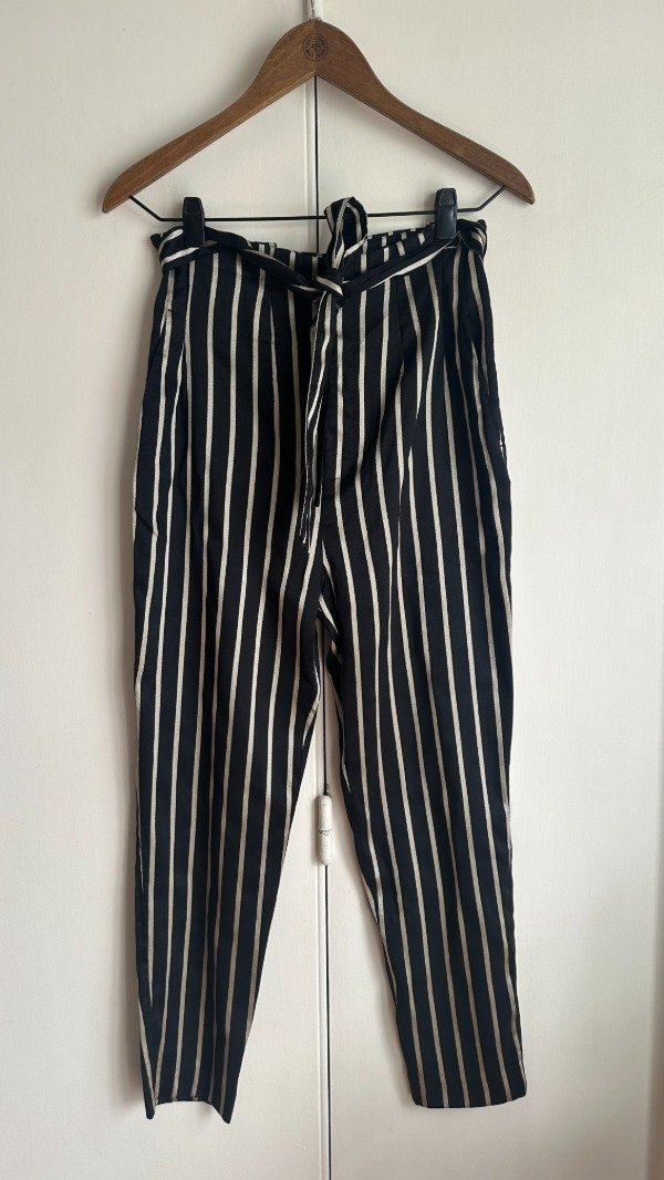 Producto - Pantalon tiro alto HyM Talle 36/S