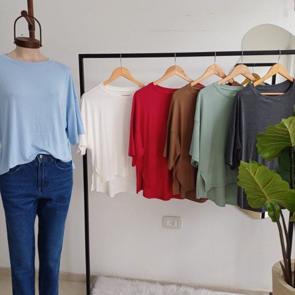 Producto - 491 - REMERA MODAL TAJO