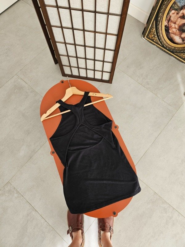 Producto - Musculosa S negra deportiva