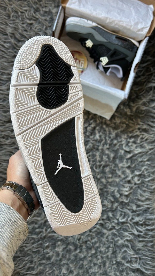 Producto - JORDAN RETRO 4 FEAR - 3