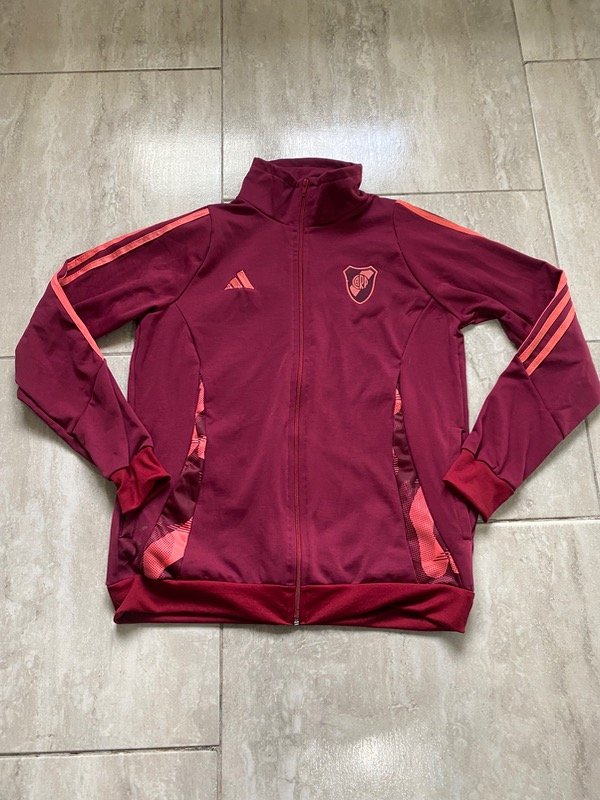 Producto - Campera de River 2025