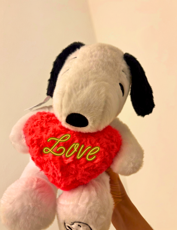 Producto - Peluche Snoopy con corazon 30 cm