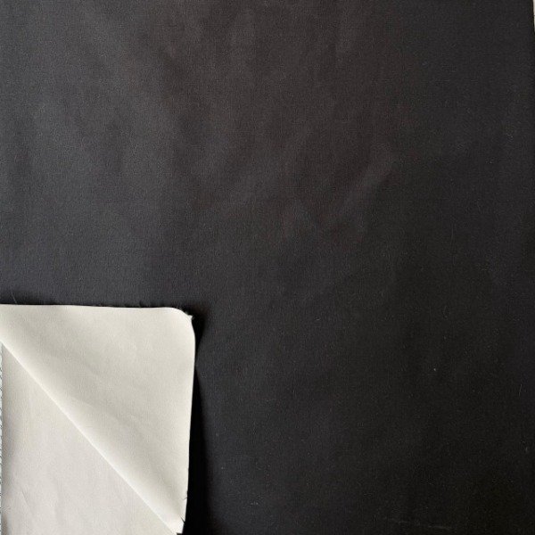 Producto - Blackout 1,40 ancho NEGRO