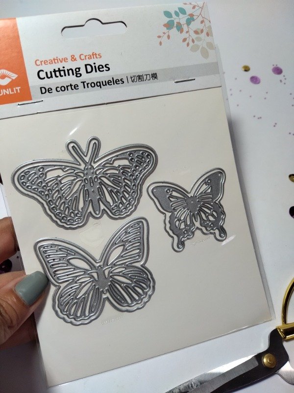 Producto - Troquel 4.75" Mariposa