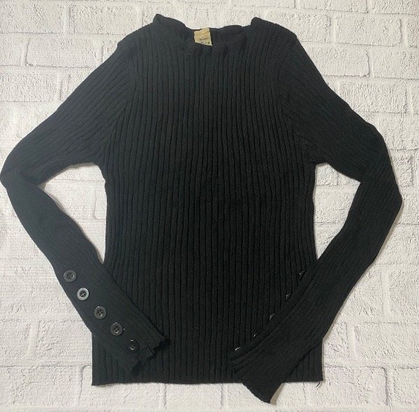 Producto - Sweater morley / Modelo al cuerpo