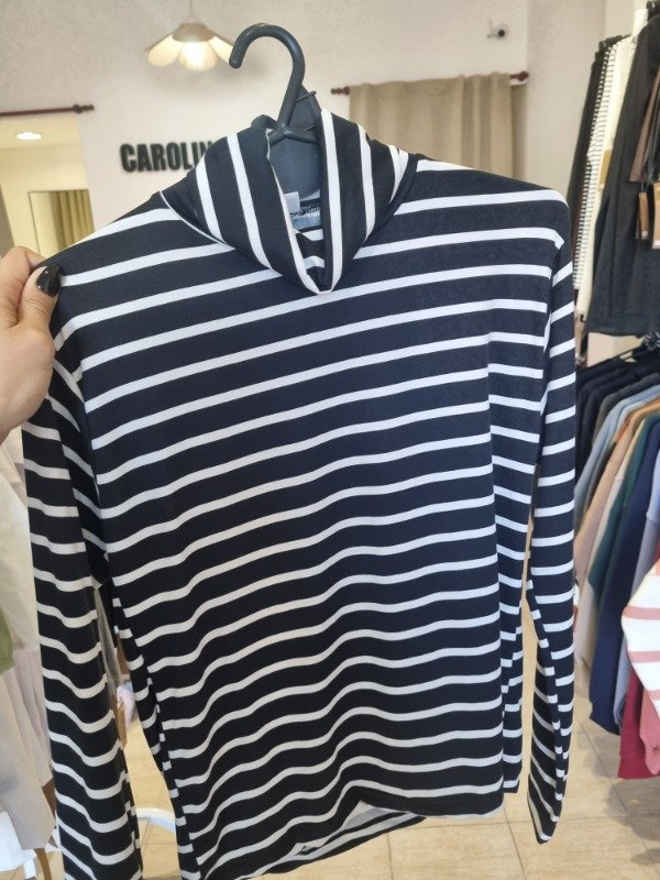 Producto - Polera rayada