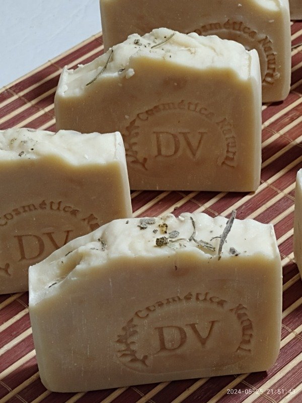 Producto - JABON DE ROMERO Y RUDA