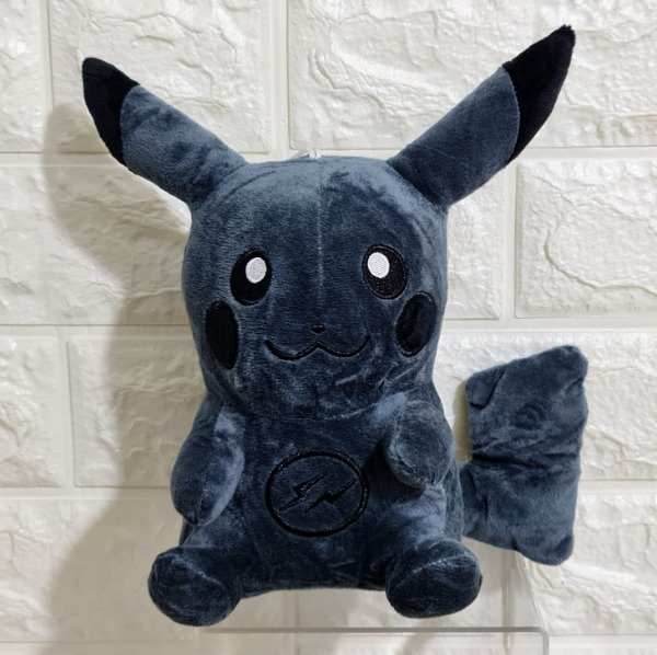 Producto - Peluche Pikachu gris Pokemon 22 cm