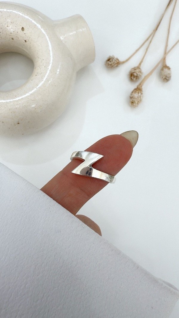 Producto - Anillo rayo liso macizo 17mm P925