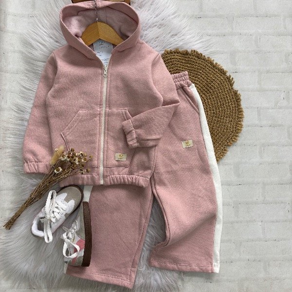 Conjunto Pampa Rosa frizado para niñas
