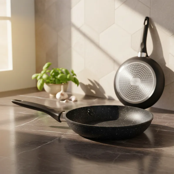 Producto - Sarten Pedrini Maori Antiadherente Teflon 24 Cm Color Negro