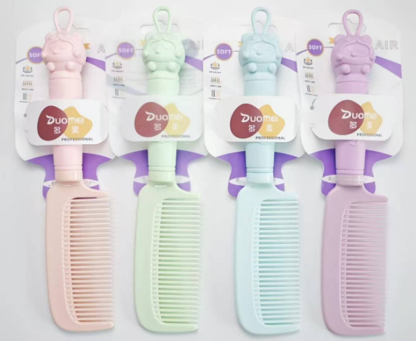 Producto - PEINE CABELLO CON MUNECO DUOMEI WH-1811