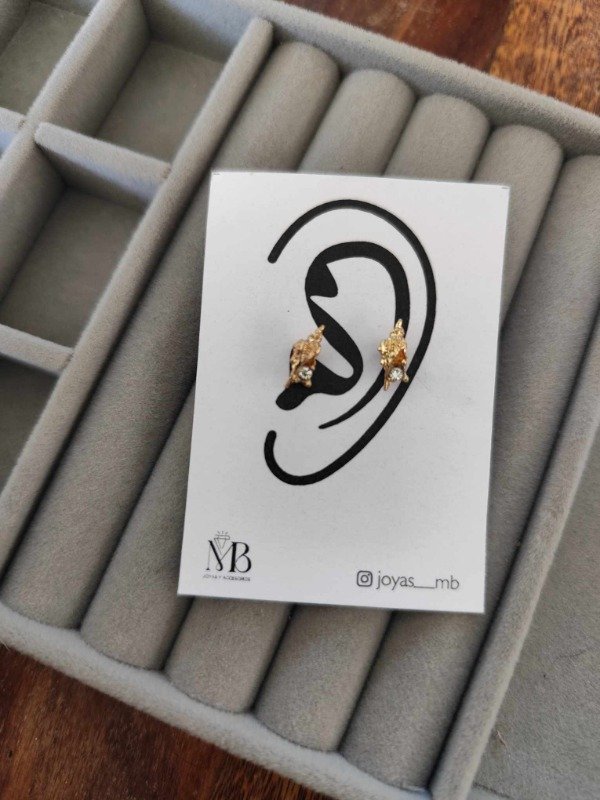 Producto - Aros mini caracol mini + strass. Acero dorado.